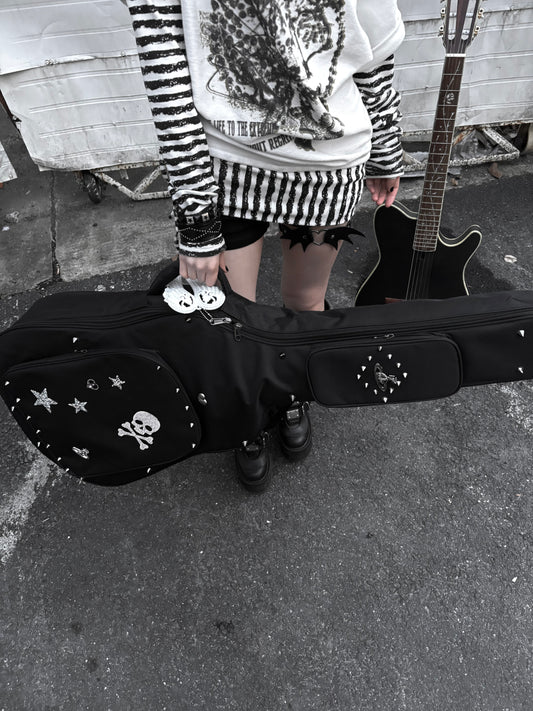 Skull-Studded Guitar Gig Bag| SHigh-Impact Rock| Shockproof and waterproof